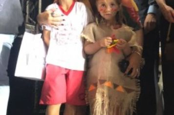 Foto - Sarapuí 147 anos! Desfile Cívico, resgata a história da cidade desde a fundação por Capitão Luis Vieira