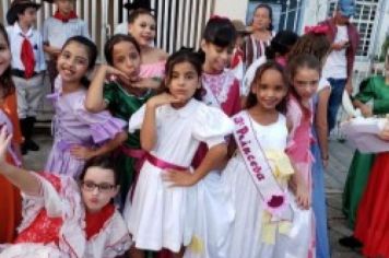 Foto - Sarapuí 147 anos! Desfile Cívico, resgata a história da cidade desde a fundação por Capitão Luis Vieira