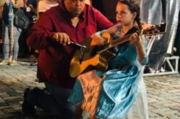 Foto - Sarapuí 147 anos! Desfile Cívico, resgata a história da cidade desde a fundação por Capitão Luis Vieira