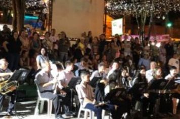 Foto - Sarapuí 147 anos! Desfile Cívico, resgata a história da cidade desde a fundação por Capitão Luis Vieira