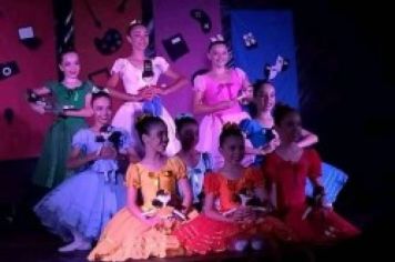 Foto - Ballet Attitude se apresenta no CIC