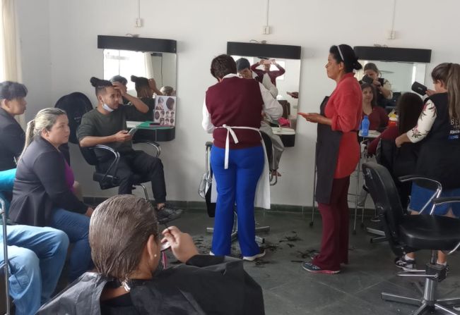 AULA - CURSO CORTE DE CABELO