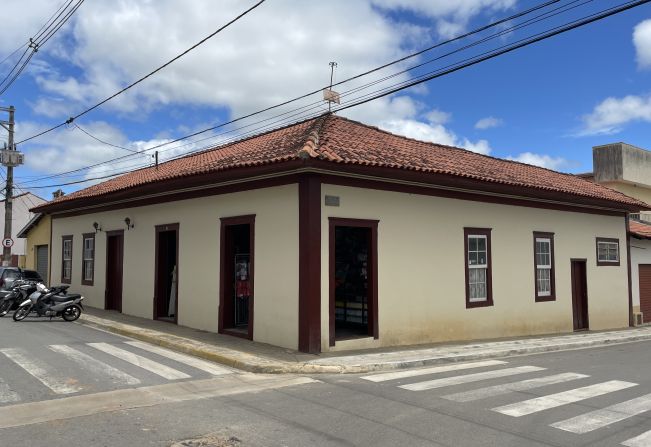 CASARÃO CENTENÁRIO - FAMÍLIA HOLTZ