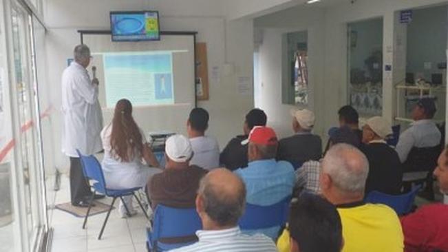 Dezenas de homens participam de ação do Novembro Azul em Sarapuí.